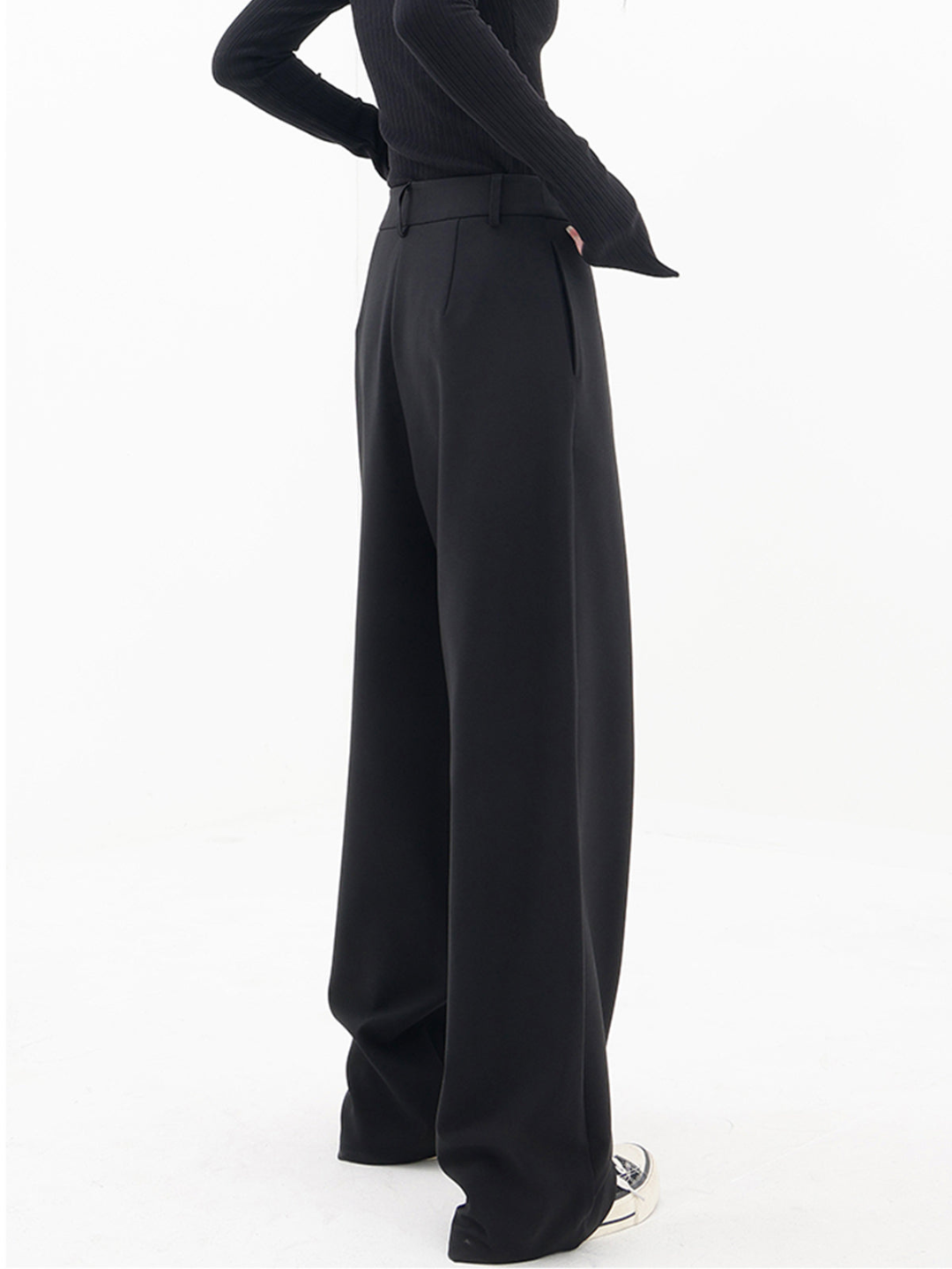 Yulii - Moderne Baggy-Hose